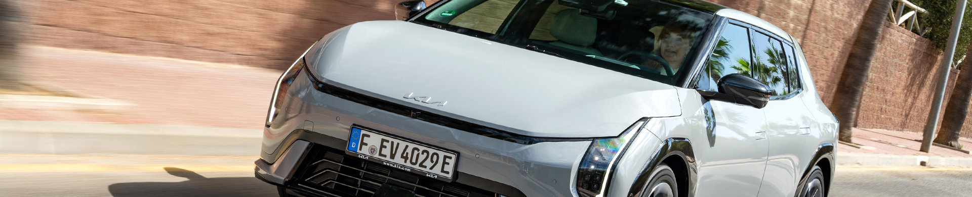 M Sverige Testar KIA EV 4Hatchback Long Range