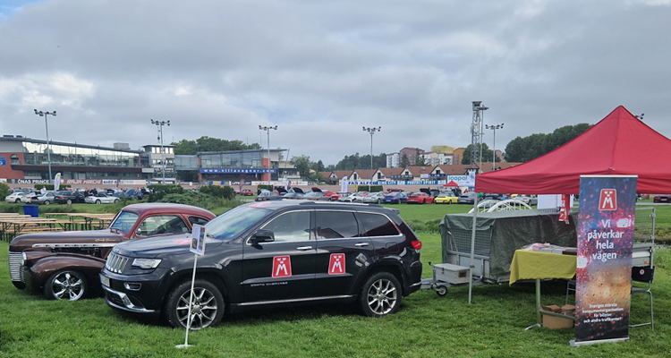 5 augusti 2023: Lördag 5 augusti 2023 Stockholm Car Meet Solvalla Stockholm Car Meet är en bilfest för alla som älskar entusiastfordon och traditionsenligt var vi i M Sverige lokalklubb Stockholm på plats!