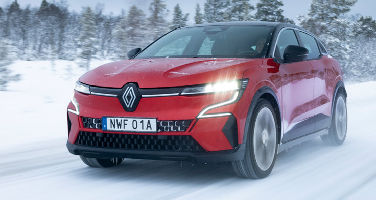 M Sverige Testar Elbilar På Vintern Renault Megane E Electric 60 KWH Front