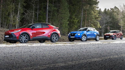 Tre kompakta hybrider Toyota C-HR Nissan Juke och Hyundai Kona