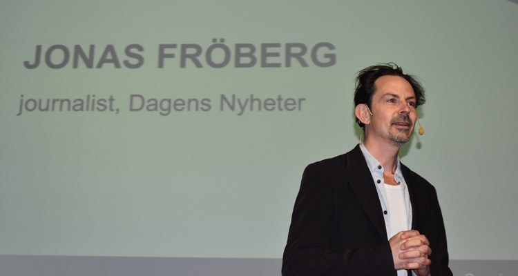 Dagens Nyheters Jonas Fröberg menade att om mobilitet är en demokratifråga, gäller det även landsbygden.